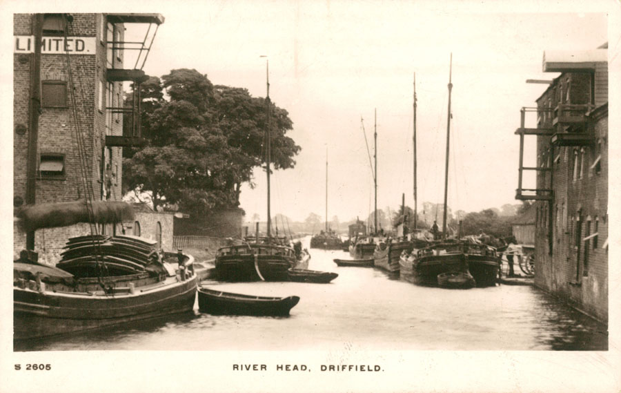 Driffield Navigation Canal at River Head, Driffield, Yorkshire, c1907, What was here? East Riding Archives